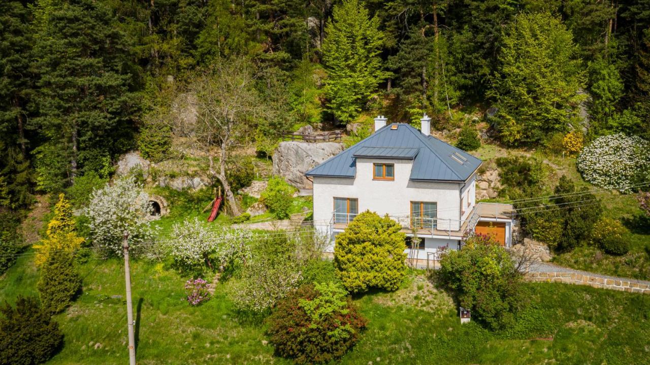 Apartman Pod Skalou V Ceskem Raji Besedice 외부 사진
