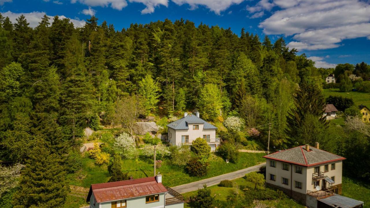 Apartman Pod Skalou V Ceskem Raji Besedice 외부 사진