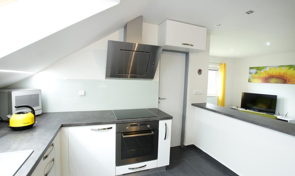 Apartman Pod Skalou V Ceskem Raji Besedice 외부 사진