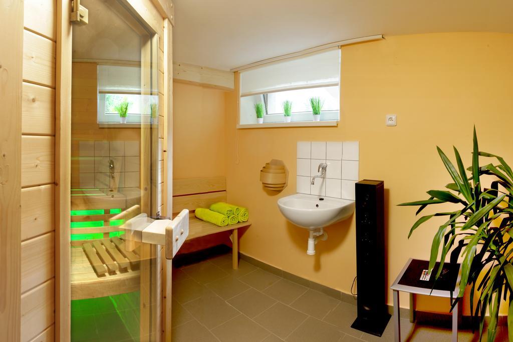 Apartman Pod Skalou V Ceskem Raji Besedice 외부 사진